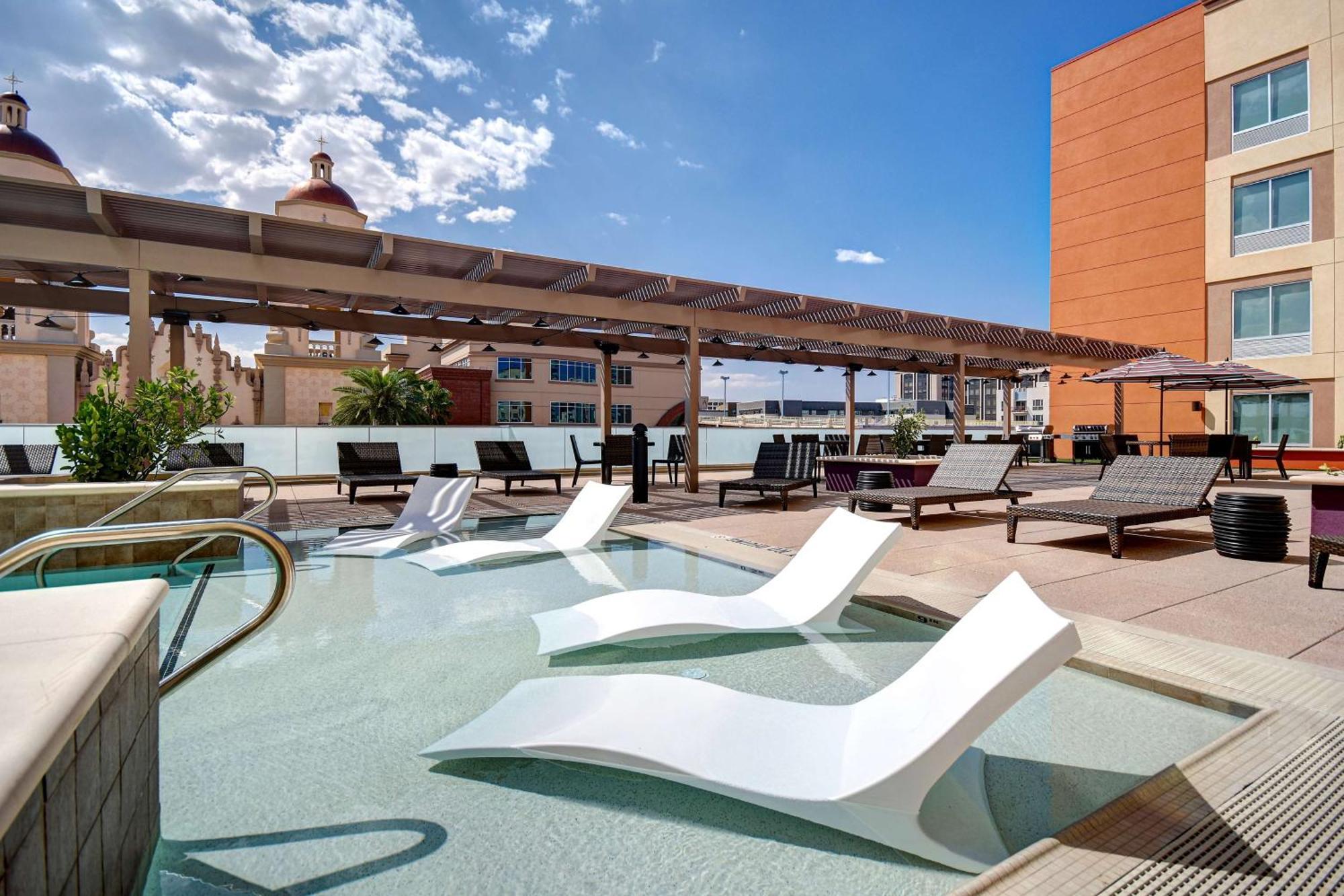 Home2 Suites By Hilton Tucson Downtown Екстер'єр фото
