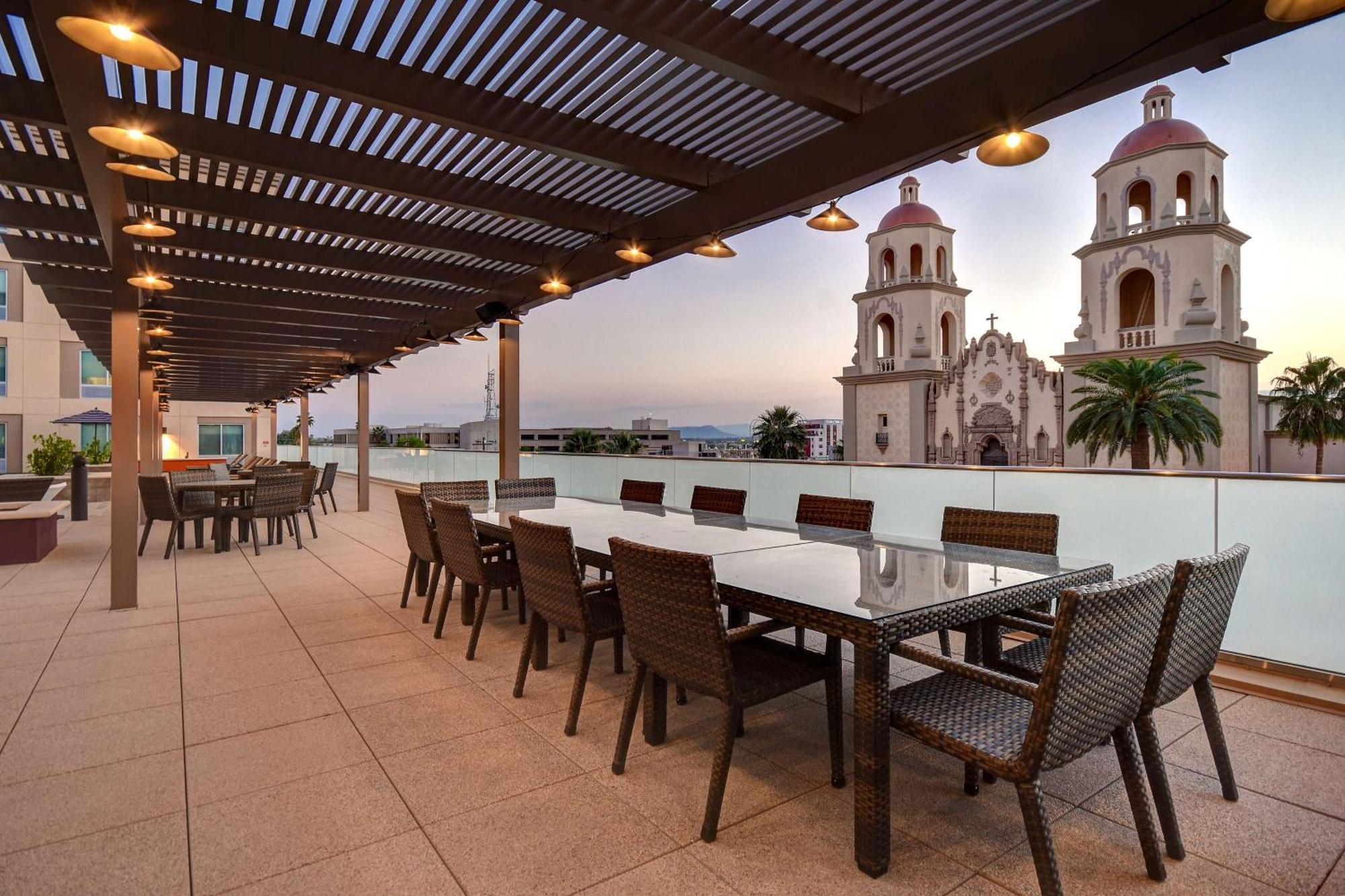 Home2 Suites By Hilton Tucson Downtown Екстер'єр фото